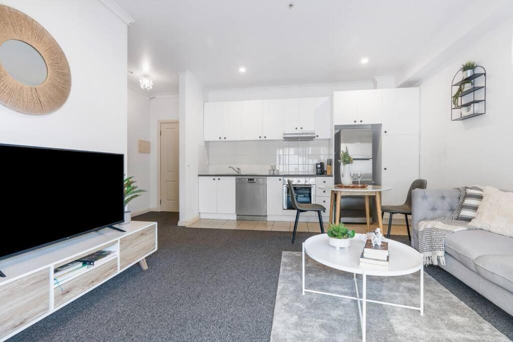 Апартаменти Cozy 1 Bedder In St Kilda With Balcony Мельбурн Екстер'єр фото